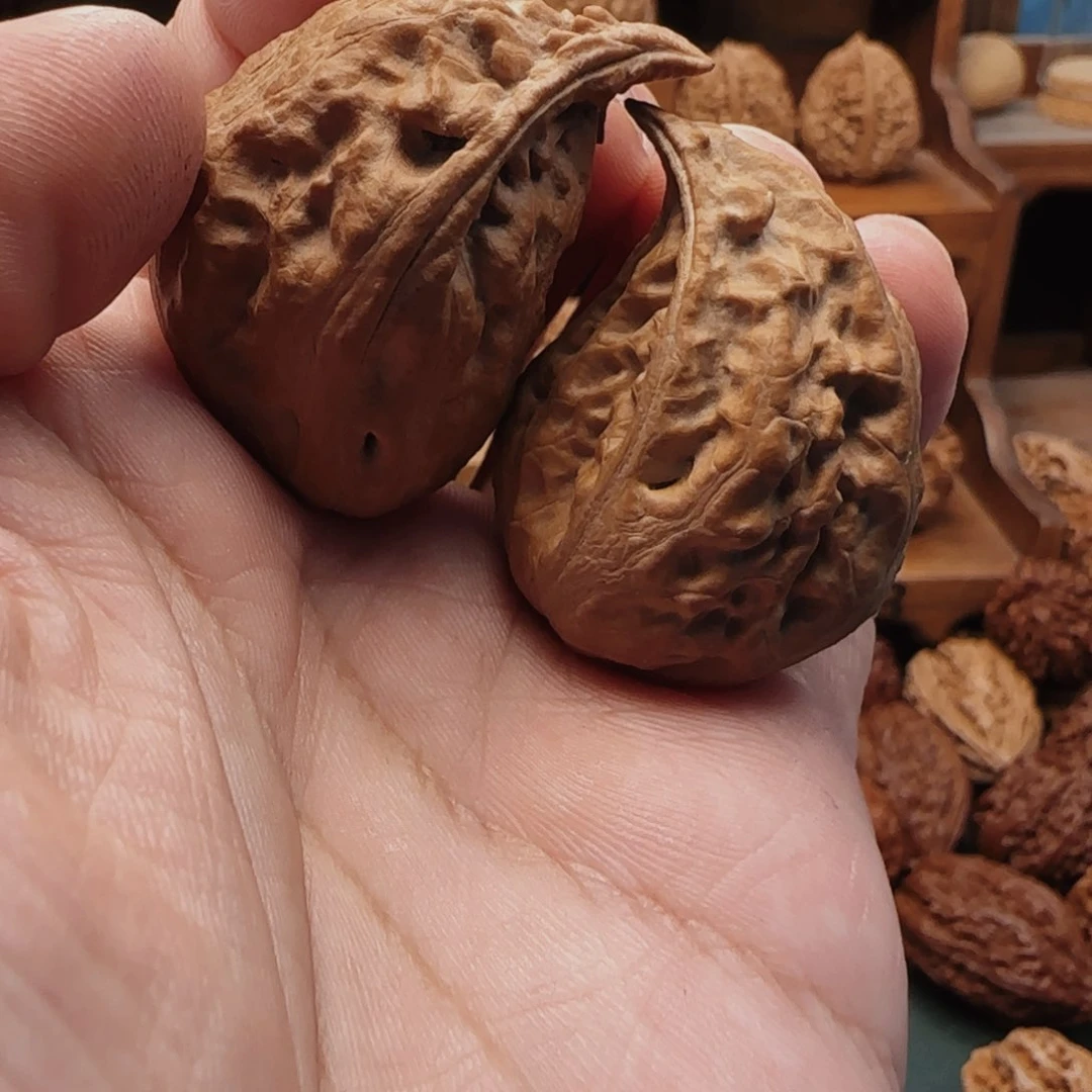 文玩核桃吊坠qe子母