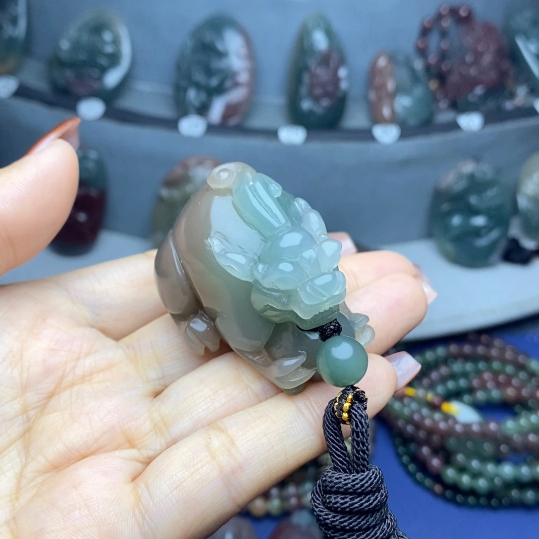 紫***缘未镶嵌吊坠(不含链)玛瑙/玉髓