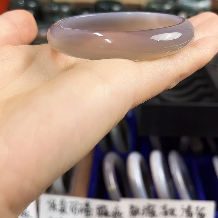 手镯玛瑙/玉髓未镶嵌瑕疵不退不换