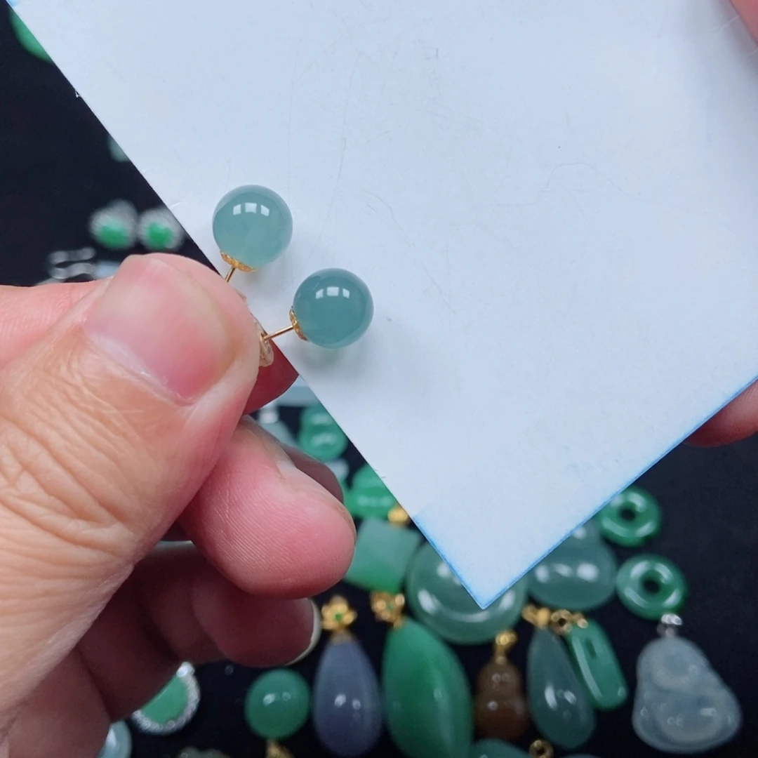 翡翠未镶嵌颈饰耳钉