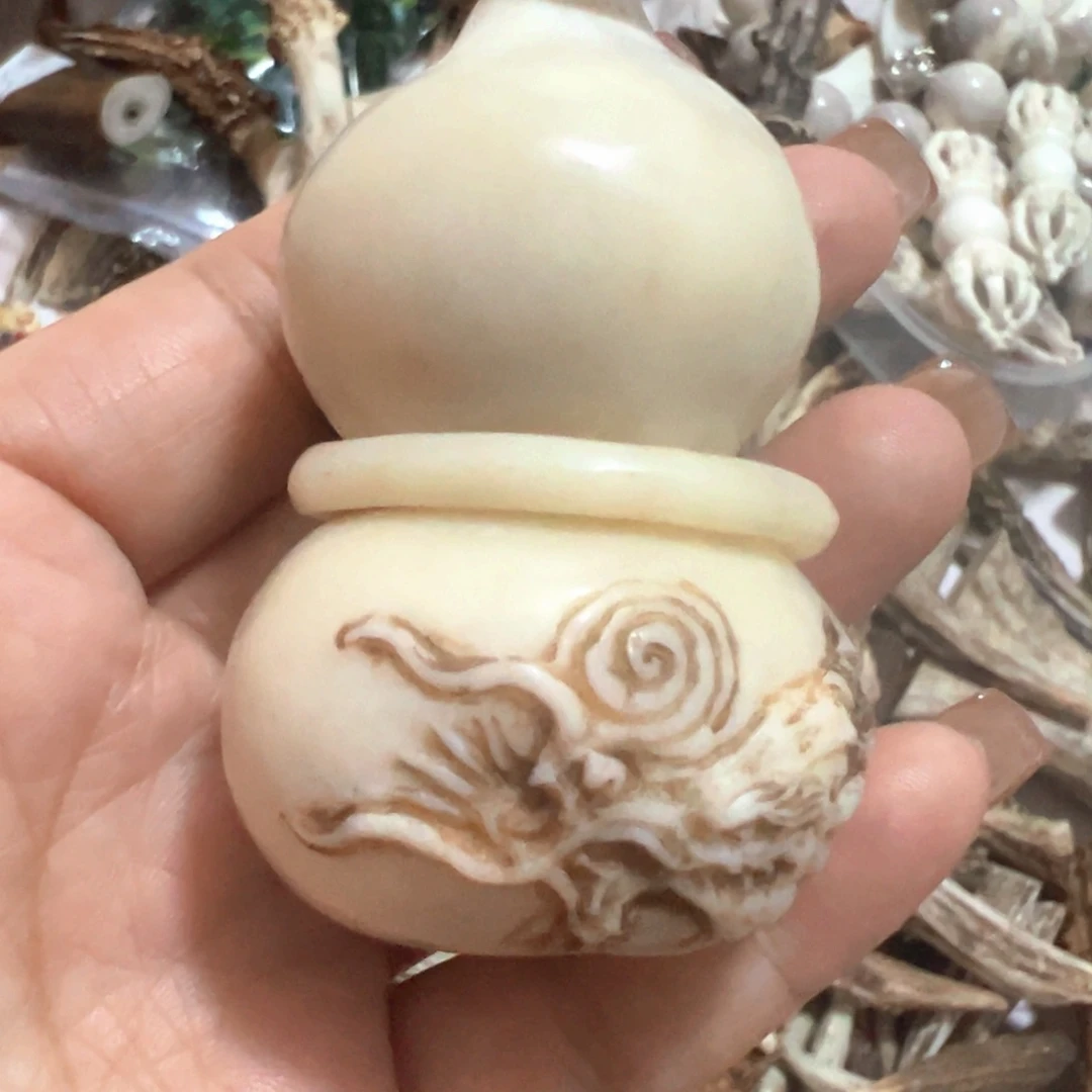 鹿骨把件?****?手把件雕刻原色