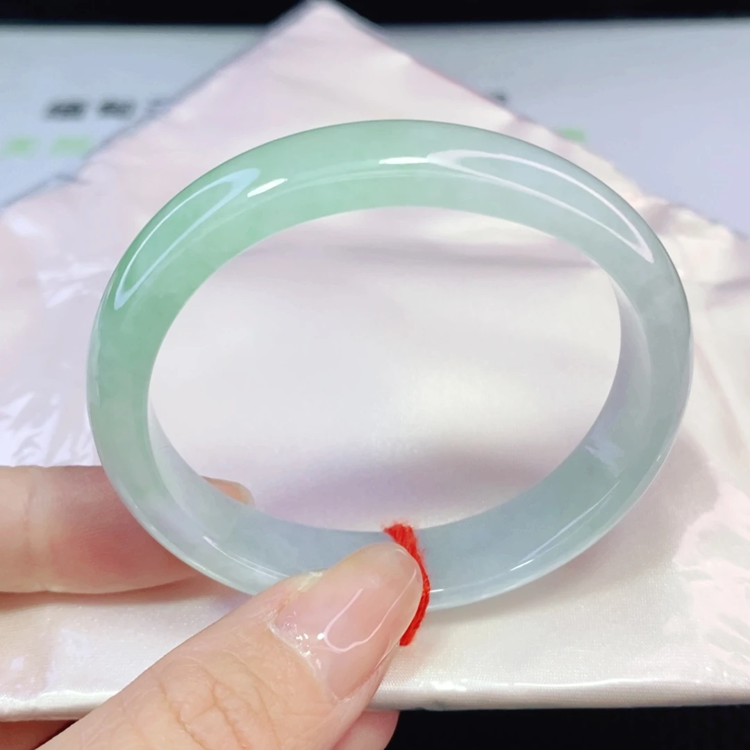 未镶嵌手镯翡翠小*瓜53.3贵妃