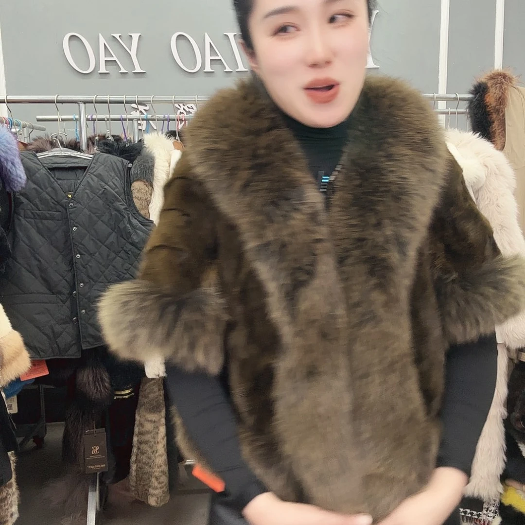 姚小妖家高端皮草