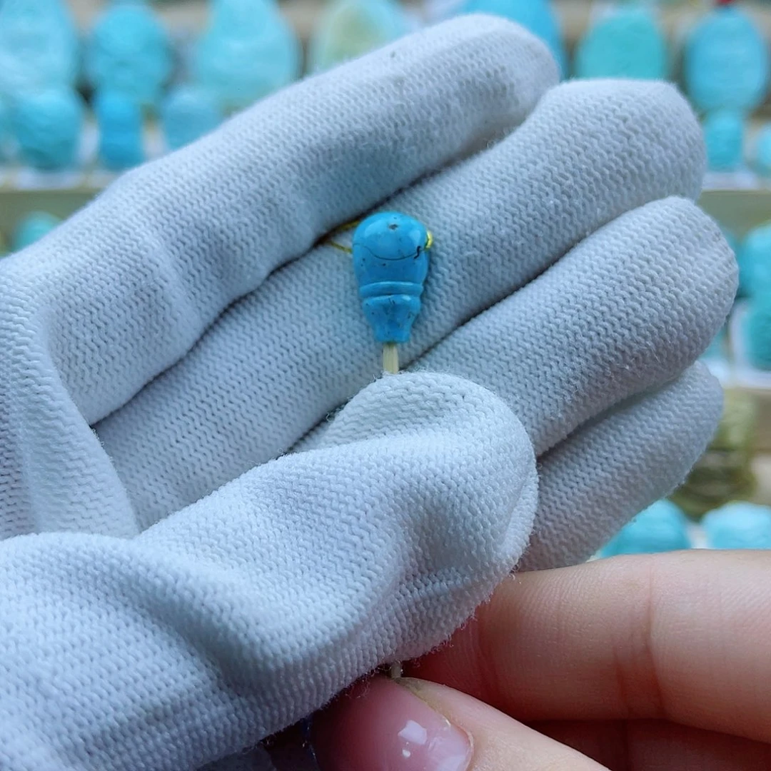 未镶嵌绿松石珠宝奇石