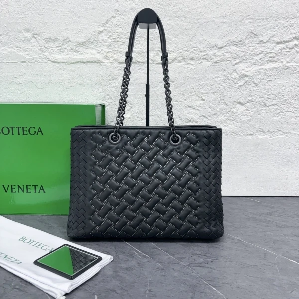 95新/包包/葆蝶家/250602LL0001