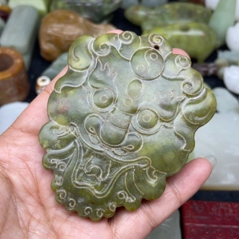 蛇纹石玉未镶嵌颈饰28