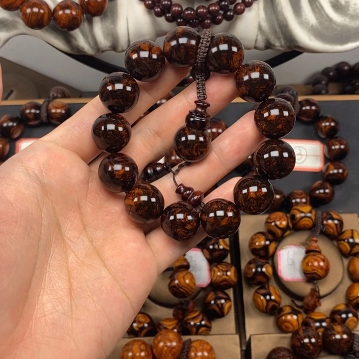 黄花梨/降香黄檀1.8山水留疤