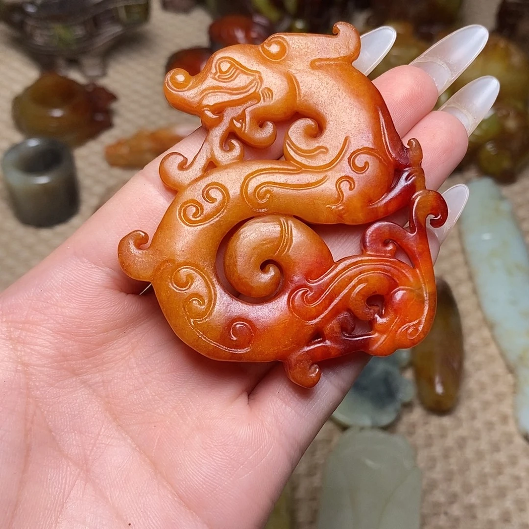 未镶嵌蛇纹石玉颈饰