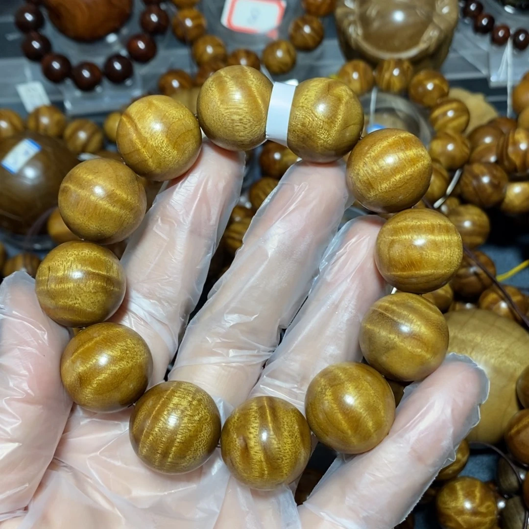 金丝楠木雕工艺品20