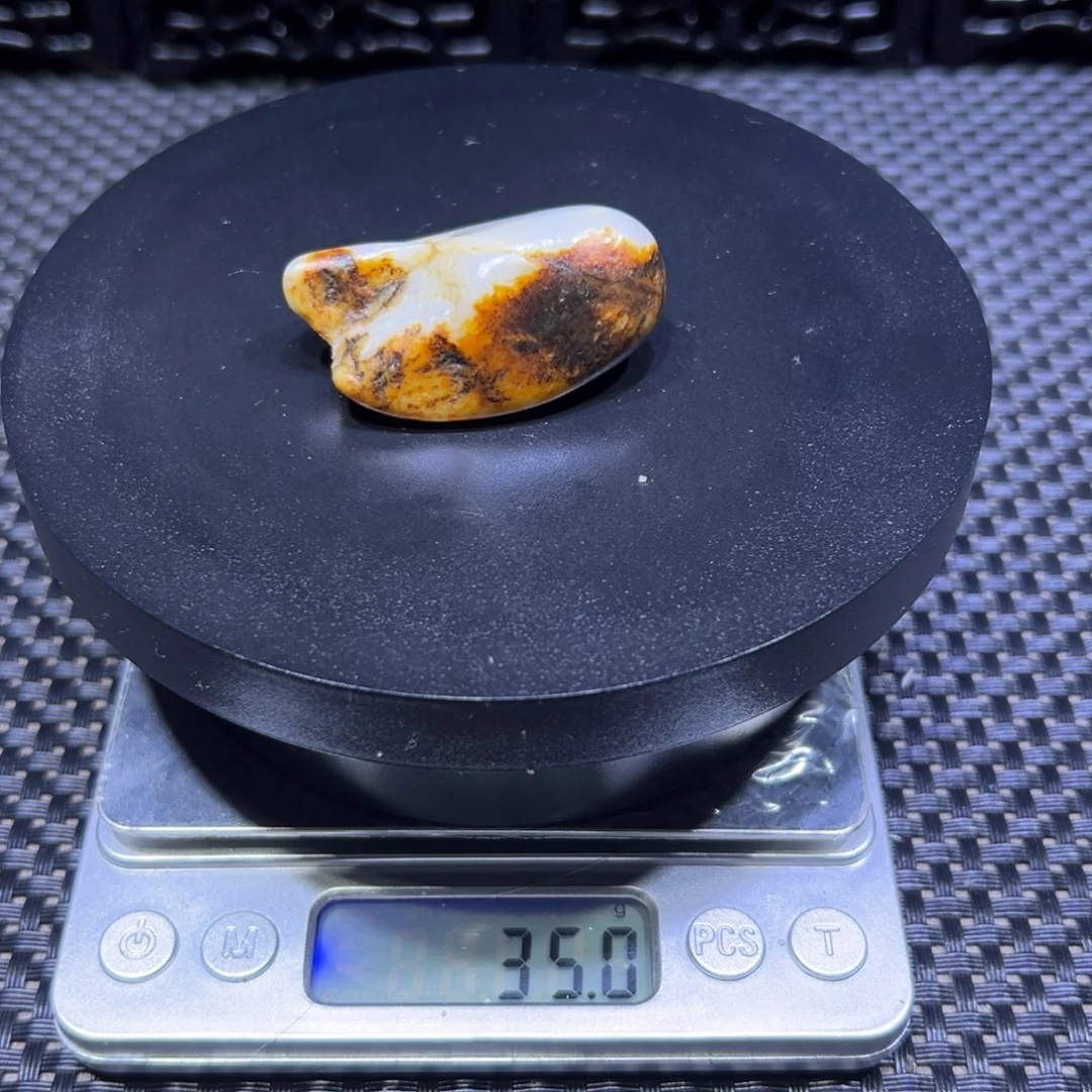 吊坠(不含链)未镶嵌和田玉（子料）35-40