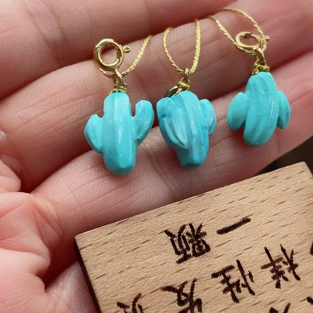 绿松石颈饰未镶嵌