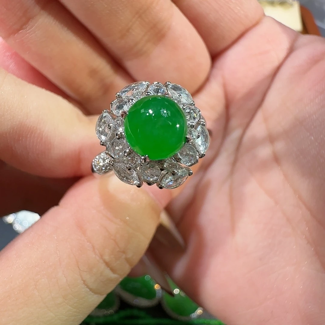 【闪购商品】18K金镶嵌戒指翡翠呦*