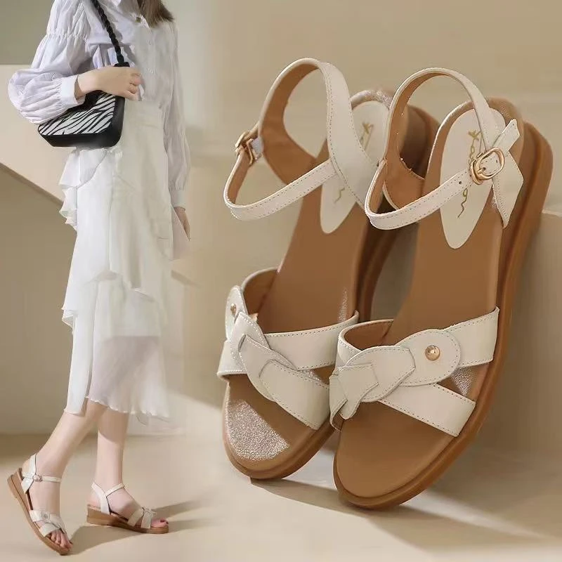 G59 新款百搭夏季软底真皮休闲妈妈凉鞋