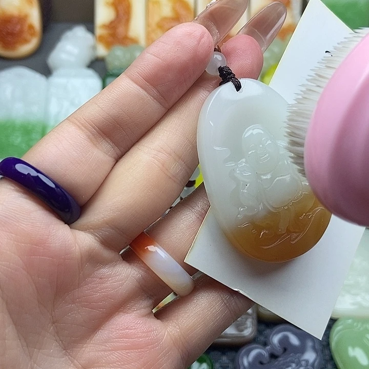 颈饰未镶嵌和田玉