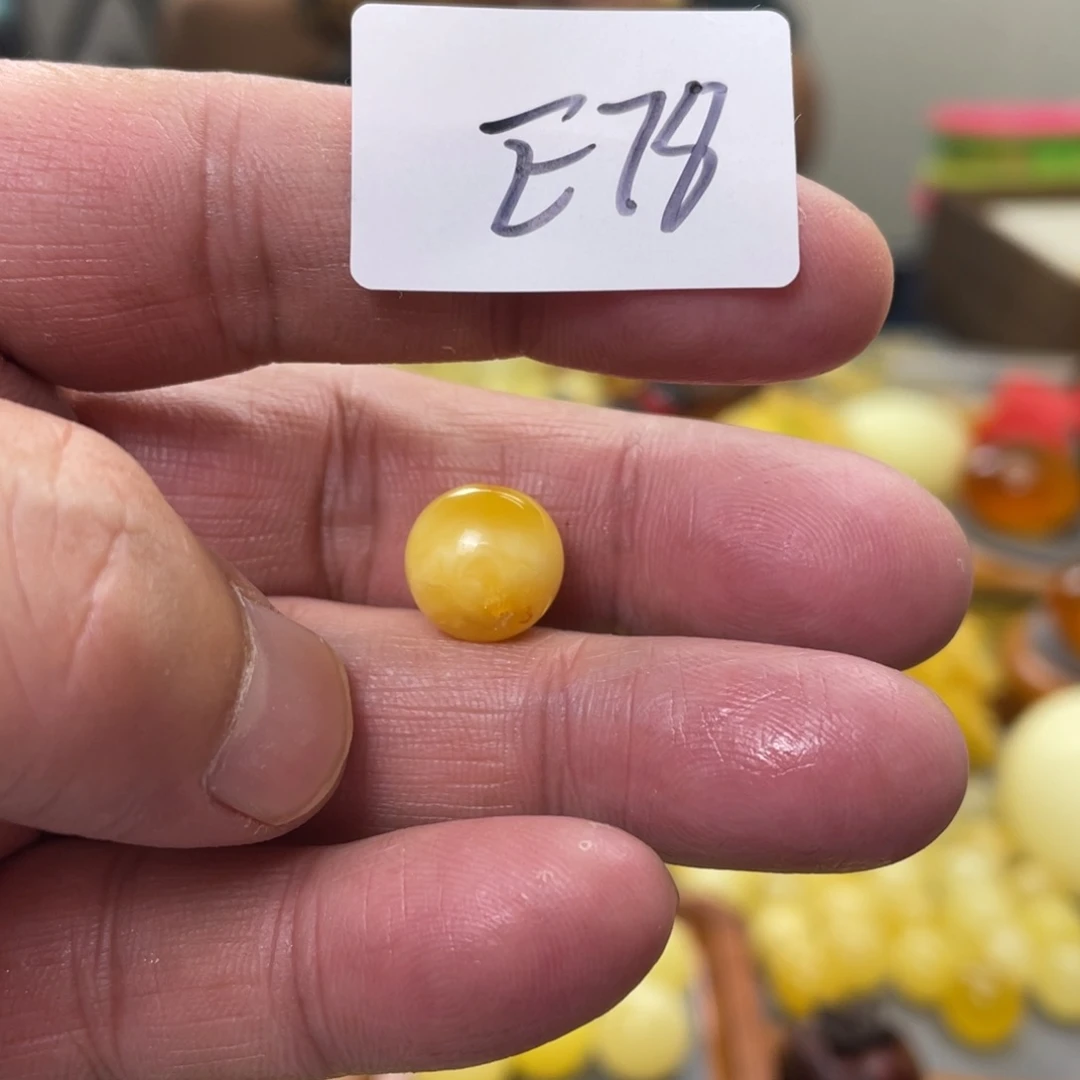 手链琥珀未镶嵌多样性发，发其中一件