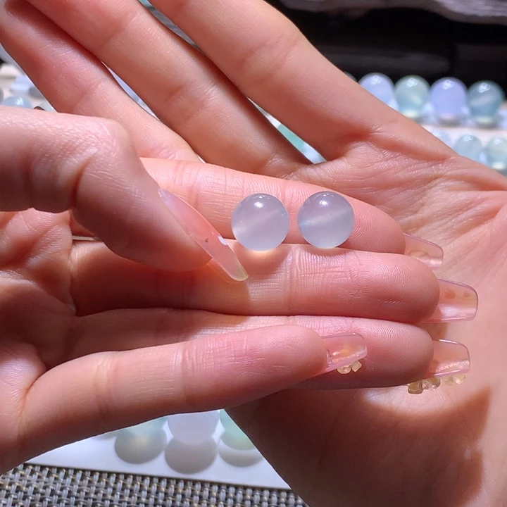 翡翠散珠冰蓝底卡10,10.3