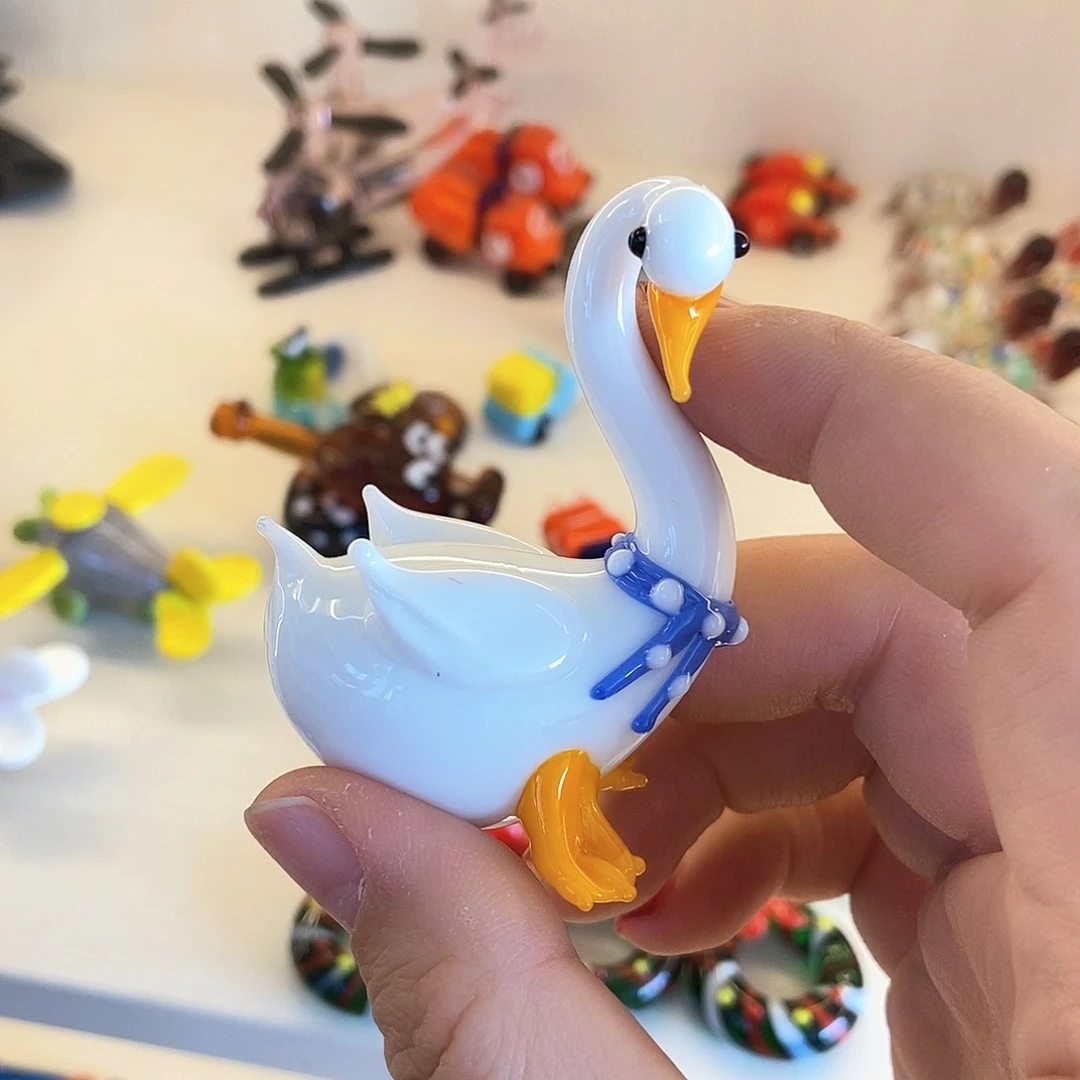 琉璃手工艺品娇羞鹅