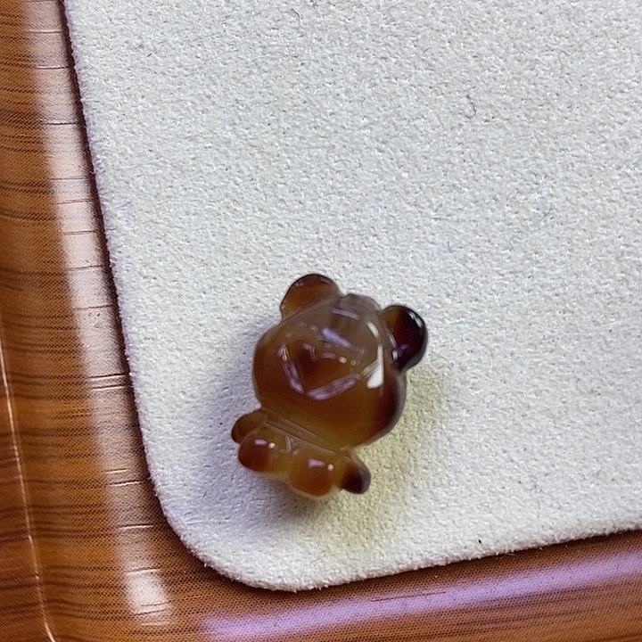 吊坠橄榄核小熊熊