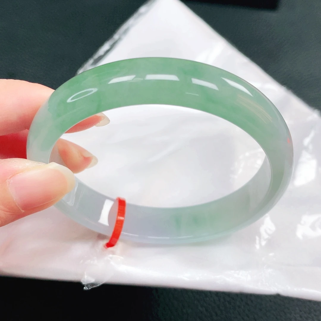 翡翠未镶嵌手镯59圈