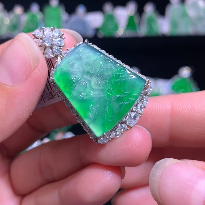 【闪购商品】颈饰银S925镶嵌翡翠天然翡翠