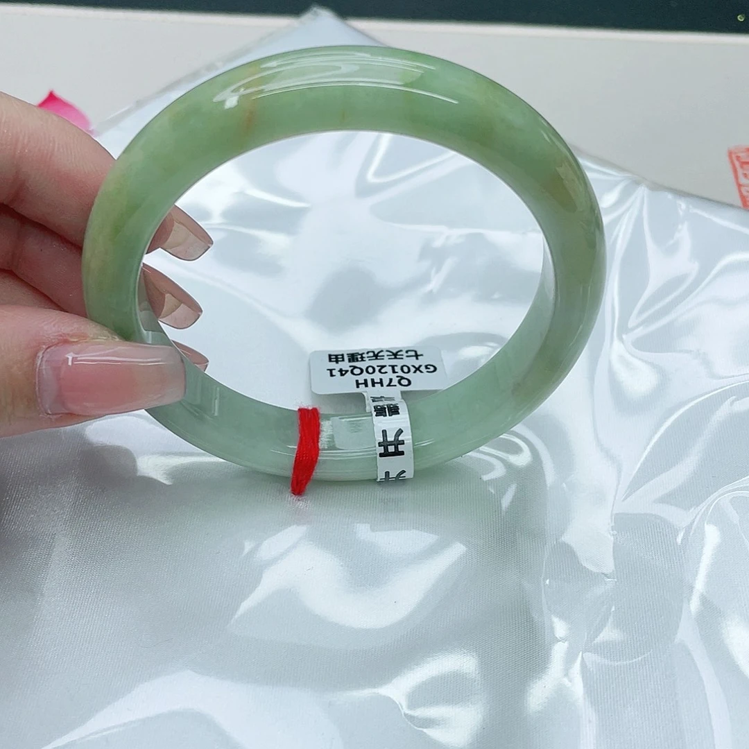 翡翠手镯未镶嵌正60.5