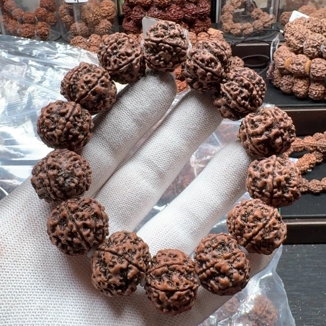 金刚菩提吊坠21红皮六瓣
