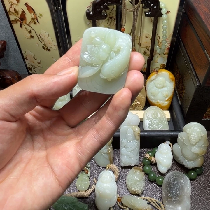 和田玉未镶嵌颈饰