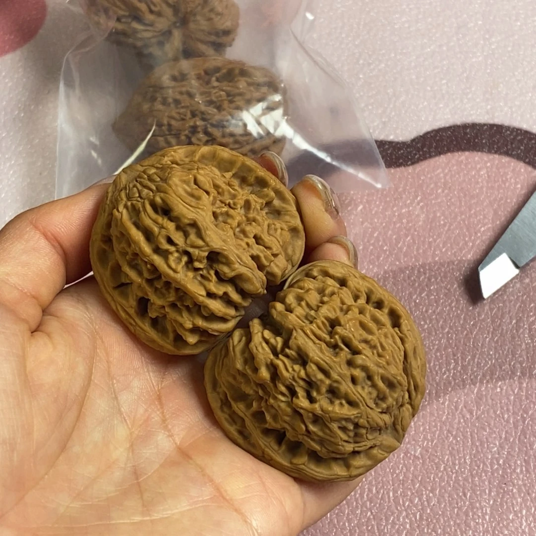 吊坠文玩核桃43➕南疆石黄80