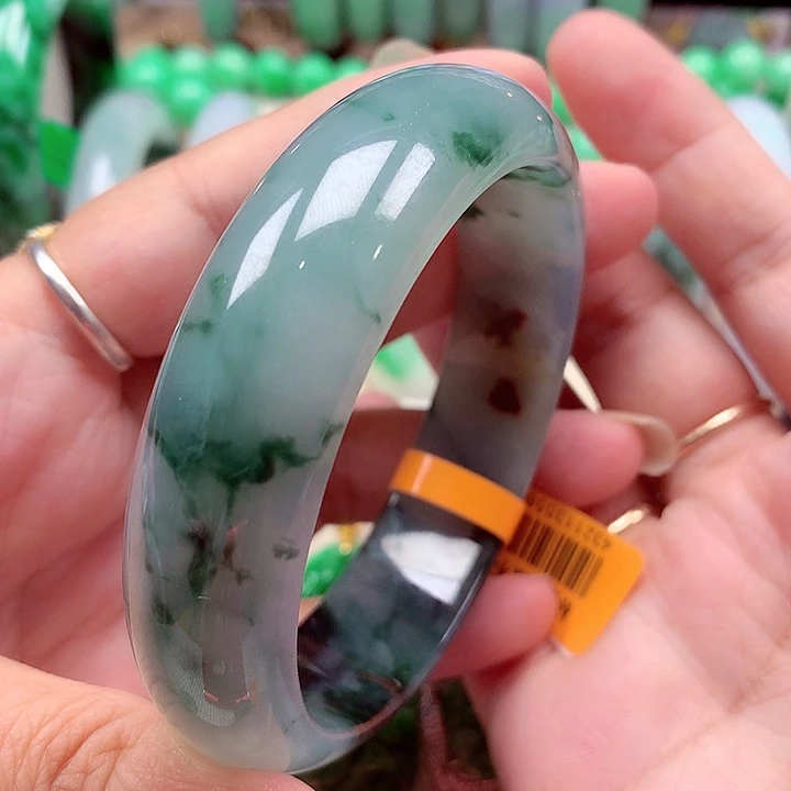未镶嵌手镯翡翠翡翠