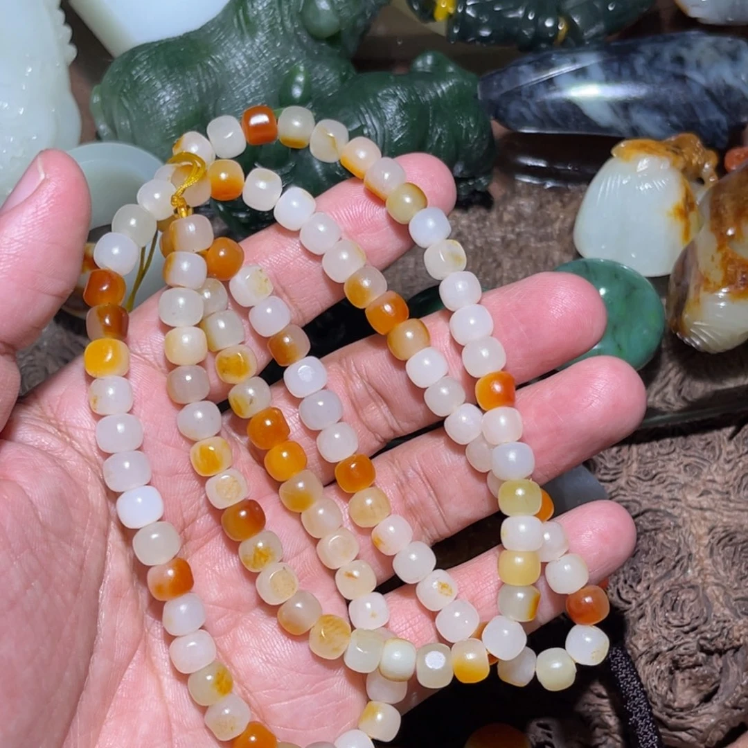 和田玉未镶嵌车挂