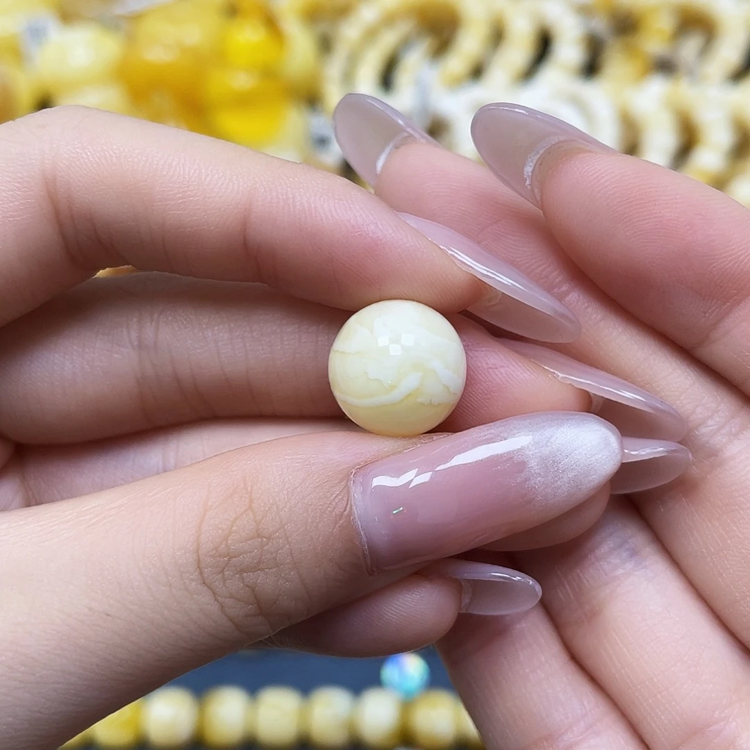 蜜蜡未镶嵌裸石圆珠13.3mm