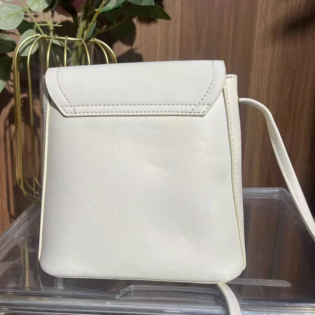 X974  MKMT  3320 元宝包高品质女包