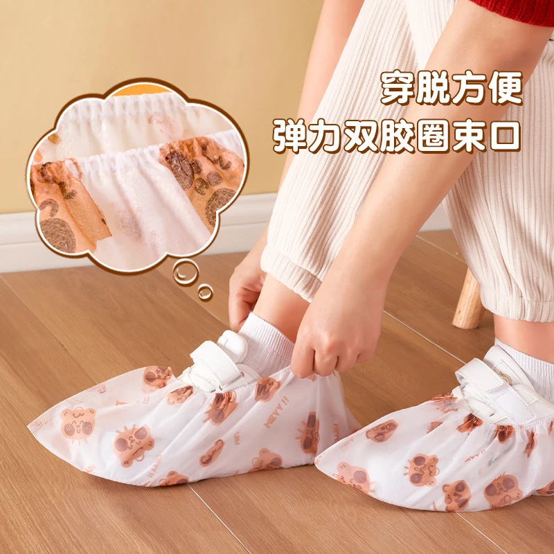 家用室内防滑无纺布加厚卡通印花反复使用耐磨成人脚套
