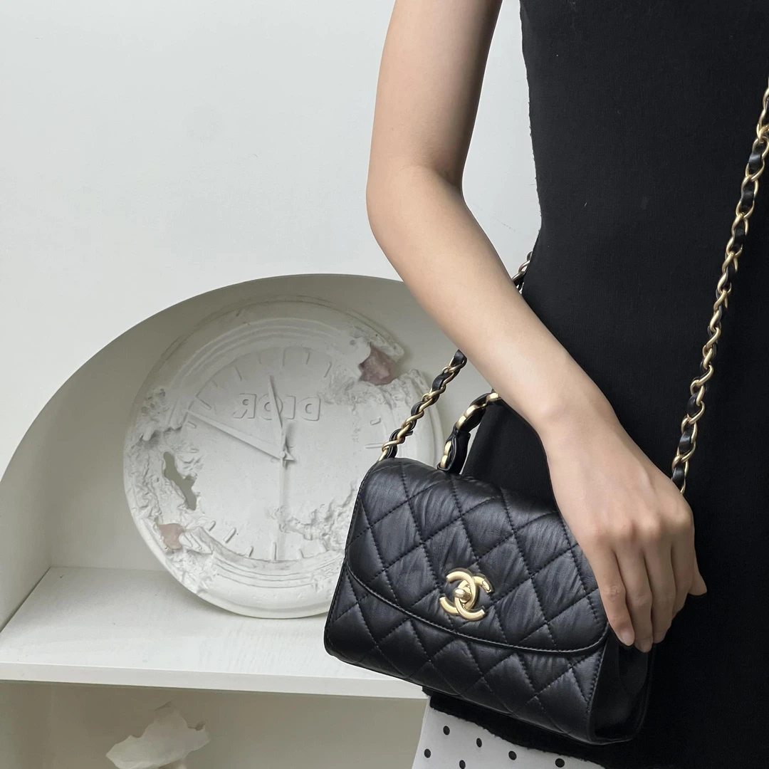 99新 Chanel/香奈儿 21s handle小号 黑金/优品