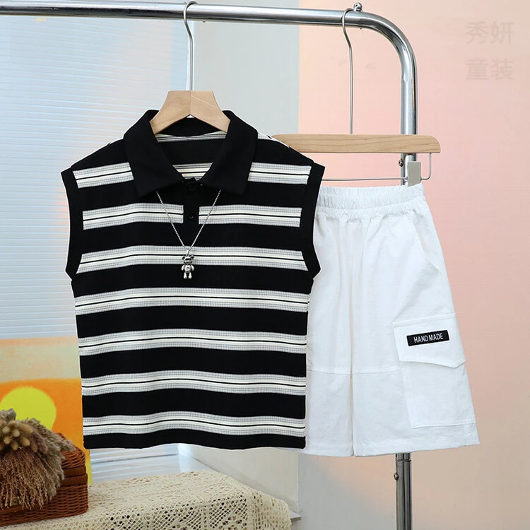 针织上衣男童运动宝宝条纹洋气婴儿白色无袖细纹路宽松短裤套装
