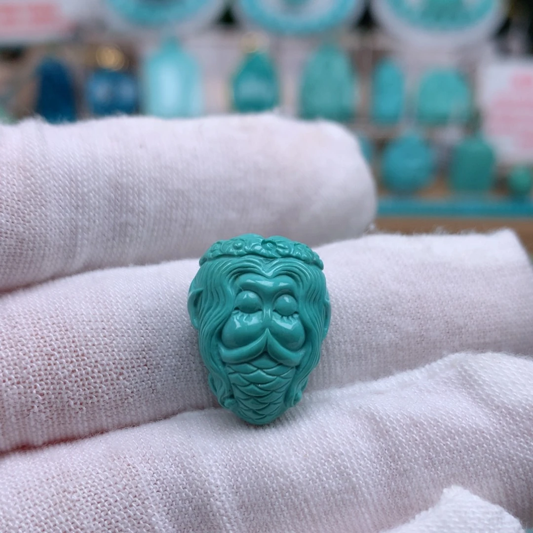 绿松石未镶嵌珠宝奇石
