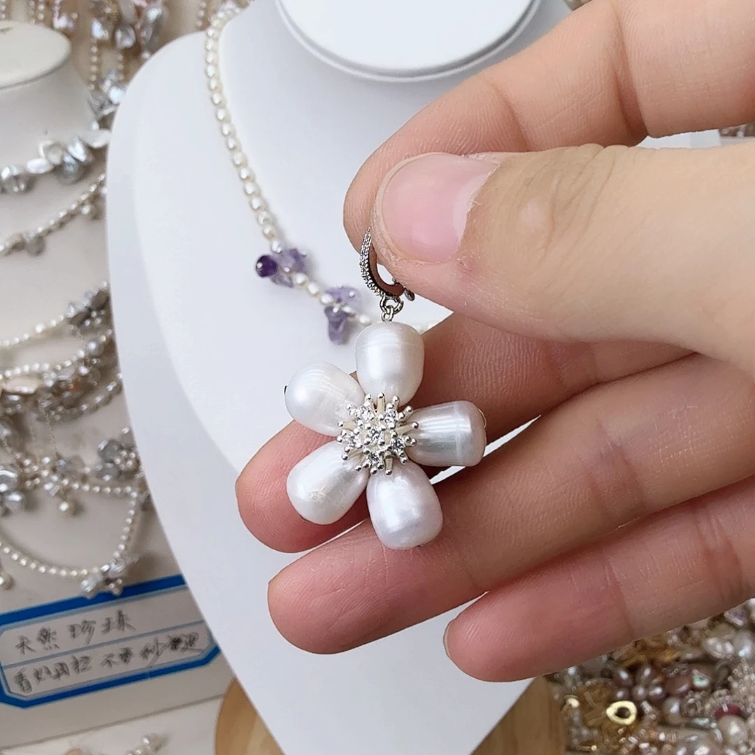 颈饰淡水珍珠未镶嵌