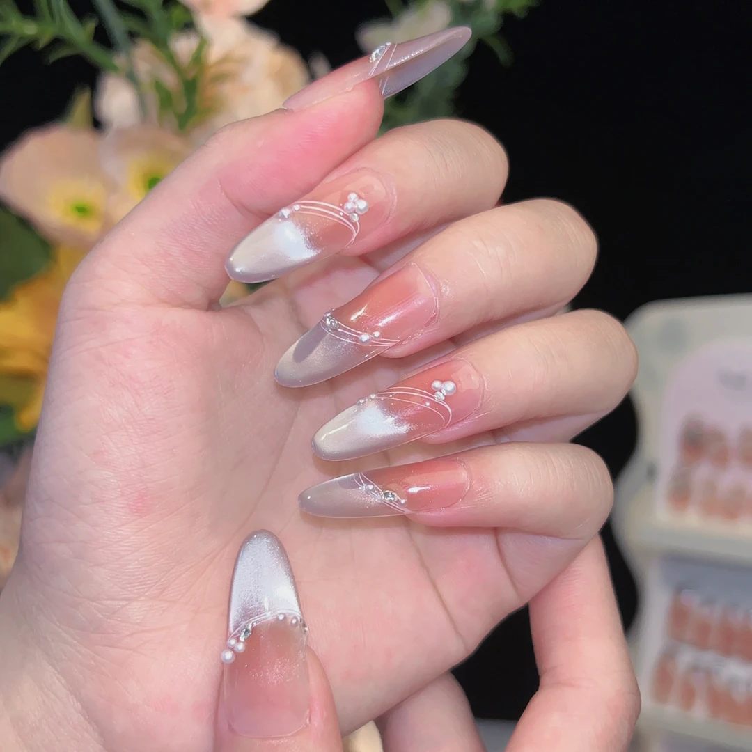 【白桃甜酒】夏日甜美温柔纯欲感渐变水光猫眼拉丝珍珠钻手工穿戴甲