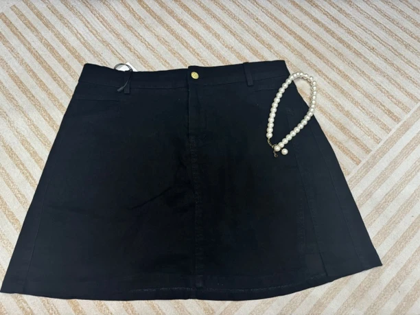 肉肉家*大码高弹牛仔黑A字型半身裙