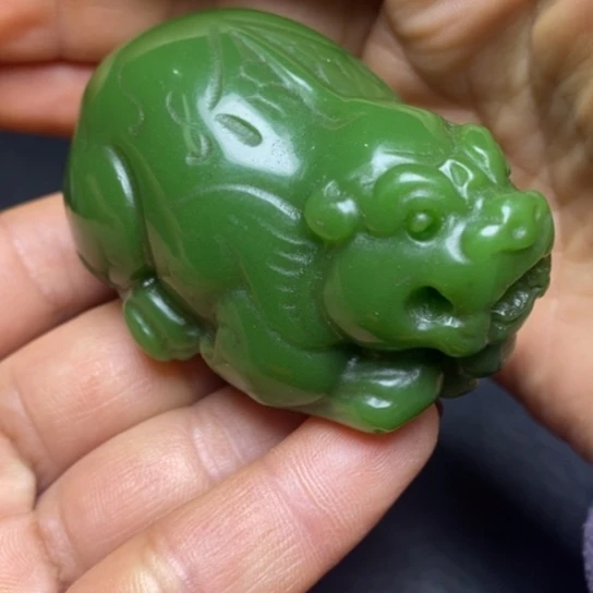 和田玉（糖玉）挂件未镶嵌