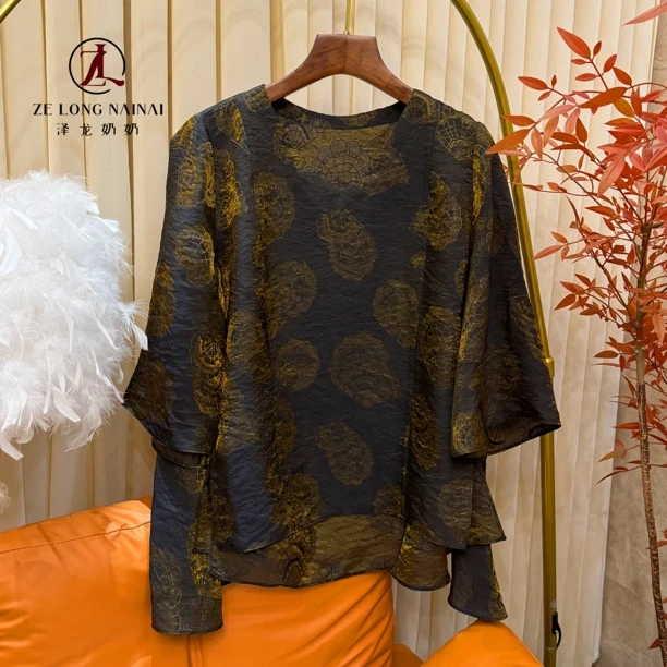 828贝壳花v领早秋宽松百搭印花国风上衣