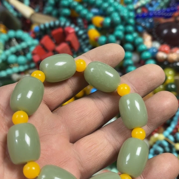 未镶嵌和田玉（糖玉）挂件