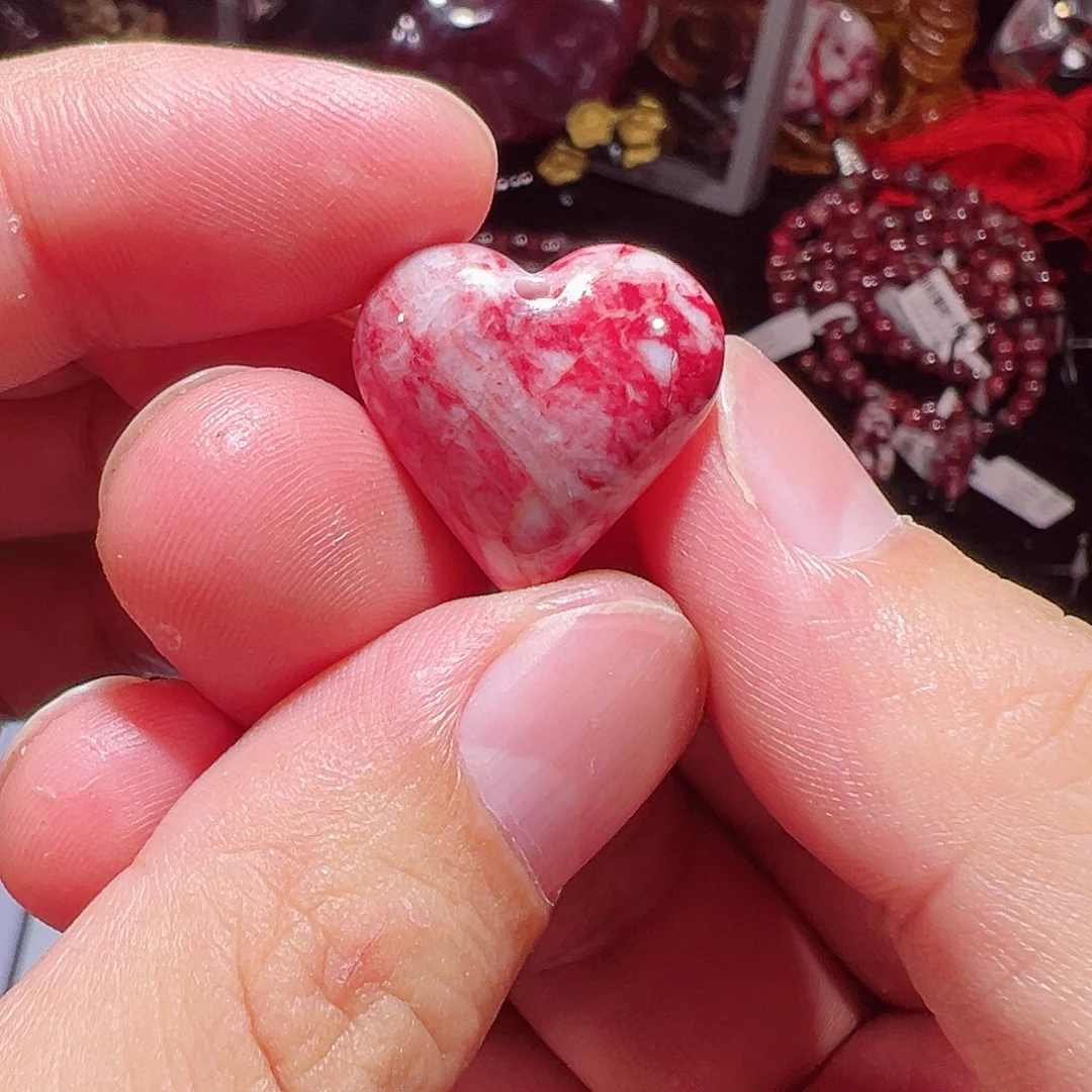 天然辰砂天然朱砂吊坠