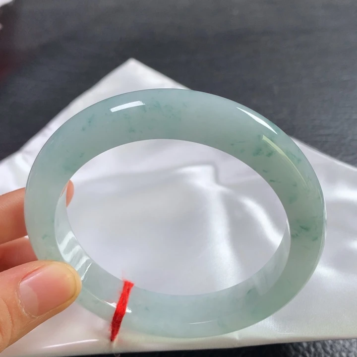 翡翠未镶嵌手镯61➕