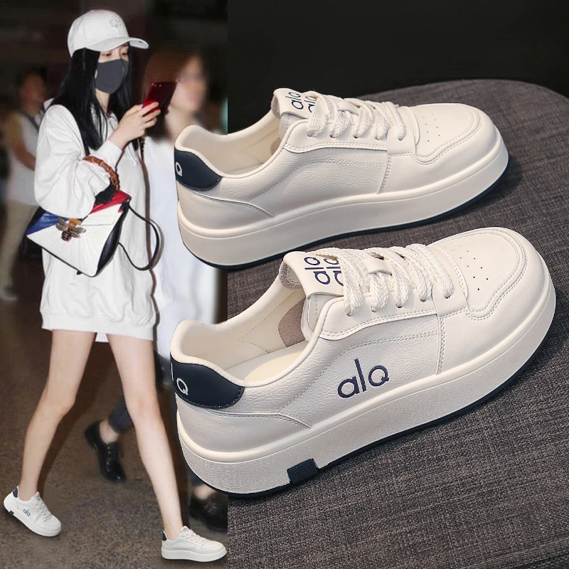 踩屎感小白鞋女款2025新款秋季平底休闲板鞋学生轻便软底运动鞋女