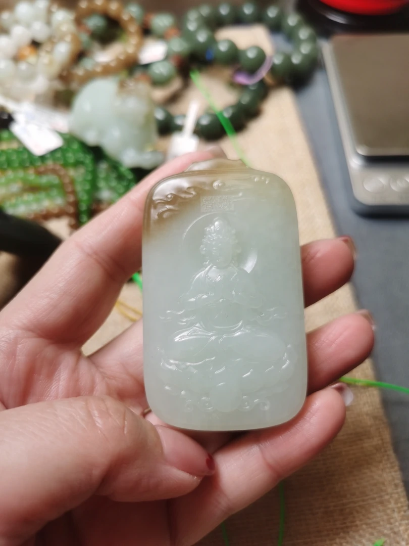 和田玉观音吊坠挂件