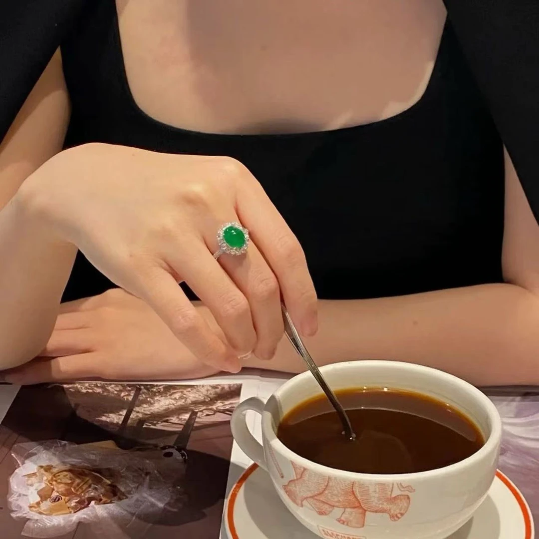 足银戒指 银戒指翡翠绿蛋