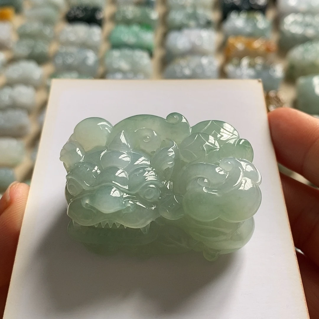 翡翠未镶嵌颈饰天然翡翠貔貅吊坠