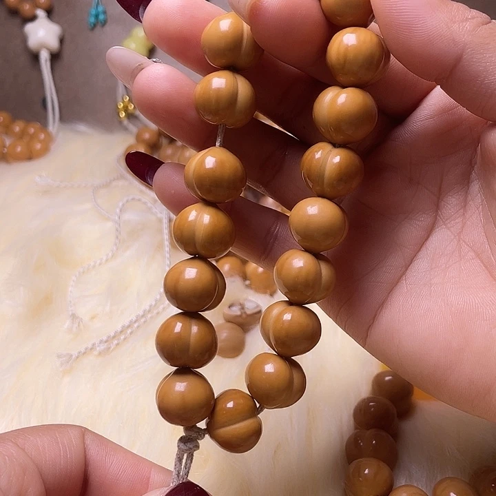 猴头核桃手串15尺寸镜面柯基屁桃手持全品无暇