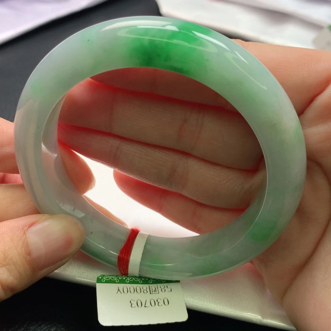 翡翠手镯未镶嵌5758圈